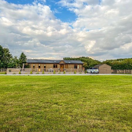 Immaculate 3-Bedroom Private Lodge Near Йорк Екстер'єр фото